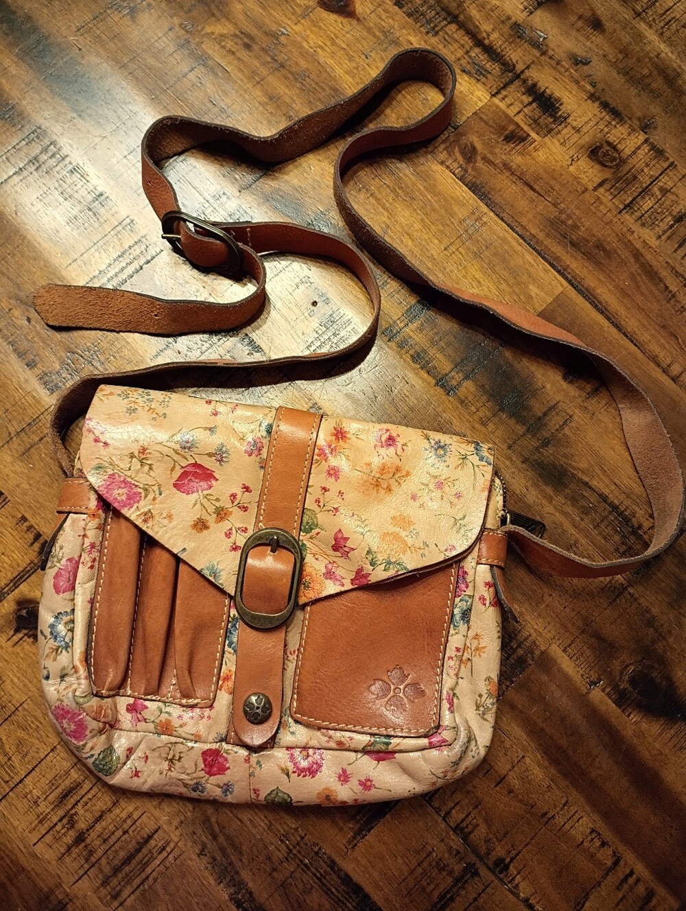 Vintage Patricia Nash Floral Crossbody Bag with Tan Leather Trim